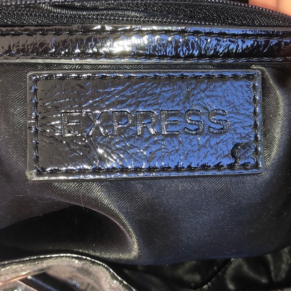 (Express black snake print cinched) - Picture 1 of 4